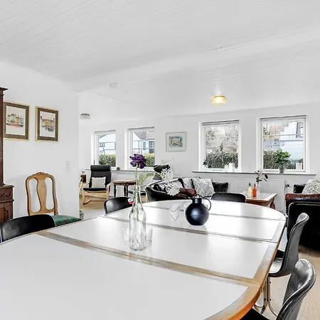 Holiday home Gorgeous In With House Sea View