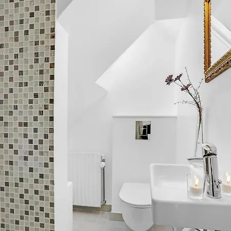 Gorgeous In With Sauna 別荘