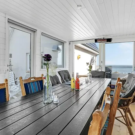 Gorgeous In With House Sea View *