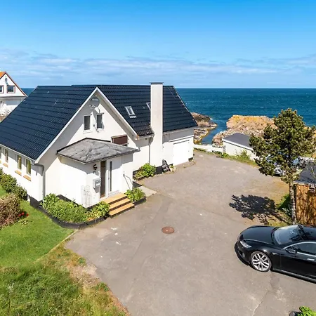 Gorgeous In With House Sea View Holiday home